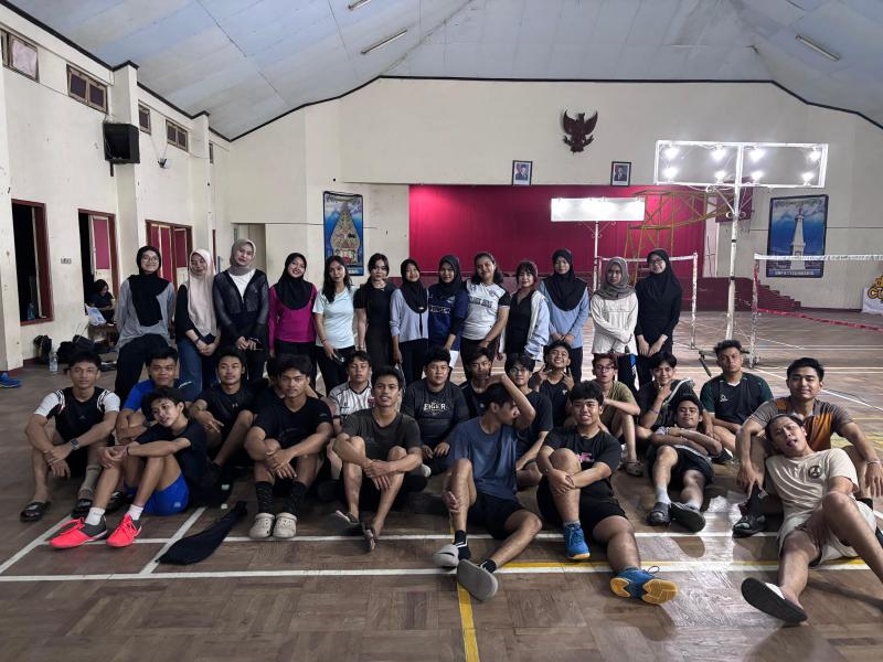 UKM 2